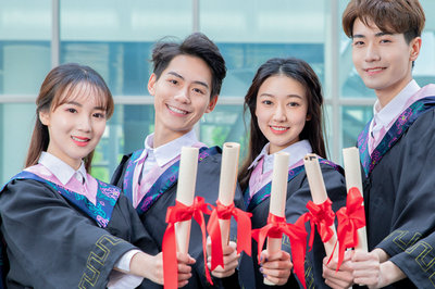 中國傳媒大學在職研究生 中國傳媒大學在職研究生