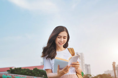 中國(guó)傳媒大學(xué)在職研究生 中國(guó)傳媒大學(xué)在職研究生