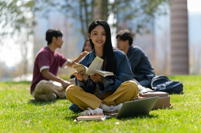 中國傳媒大學在職研究生