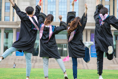 中國傳媒大學在職研究生 中國傳媒大學在職研究生