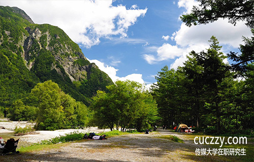 傳媒大學(xué)在職研究生師資水平怎么樣?