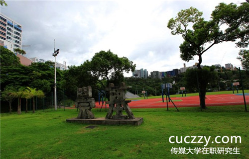 傳媒大學(xué)在職研究生報名可以包過嗎?