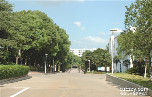 中國傳媒大學在職研究生學位證跟全日制的有區(qū)別嗎 中國傳媒大學在職研究生學位證跟全日制的有區(qū)別嗎